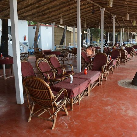 Silent Resort Мандрем Экстерьер фото